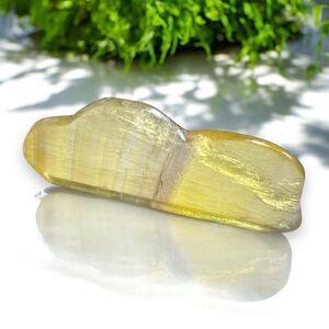 Yellow Fluorite Crystal Cloud‎ Carving